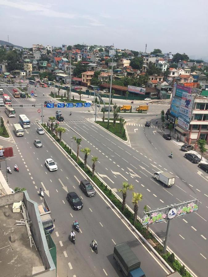 Dayth Hotel Ha Long Exterior photo